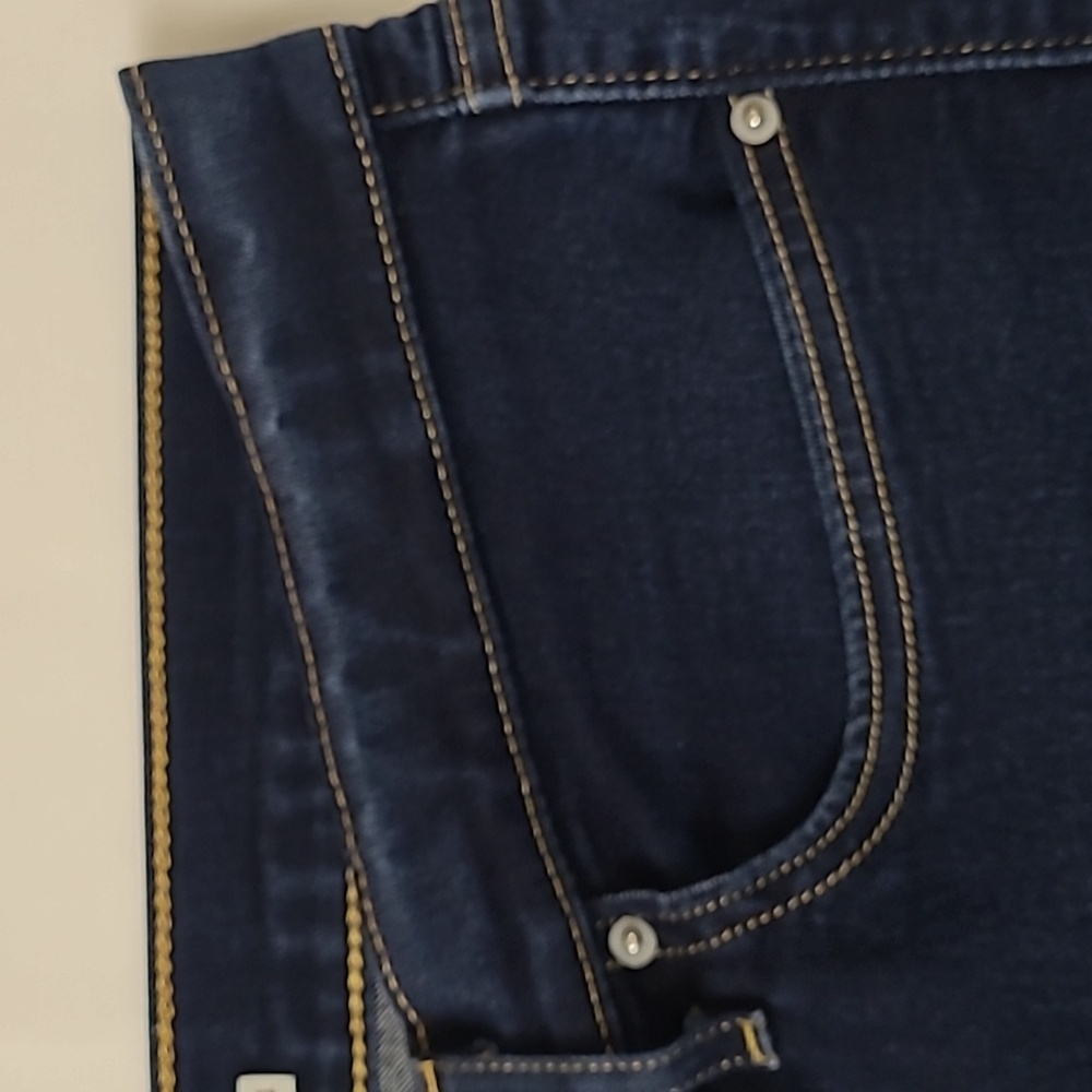 Levi's 314 Classic Blue Shaping Straight Jeans Size 34 Women's Denim - Picture 5 of 9